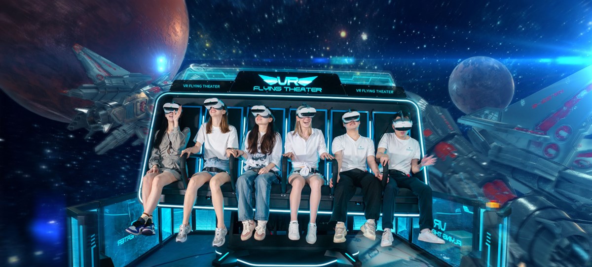 VR Flying Theater