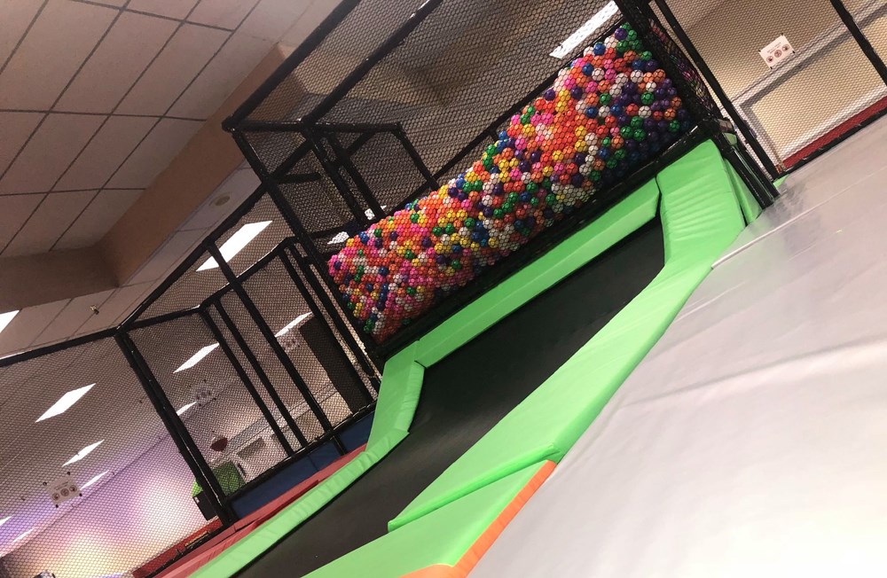 Sàn Nhún Trampoline TTTM Bắc Giang