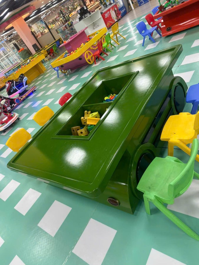 Nhà sách Tân Việt Bạch Mai