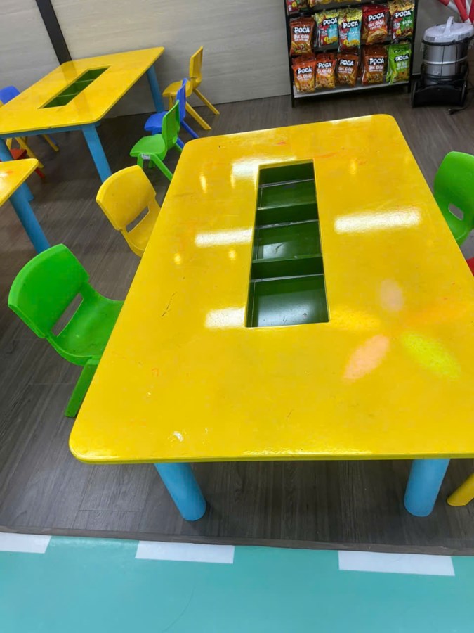 Nhà sách Tân Việt Bạch Mai