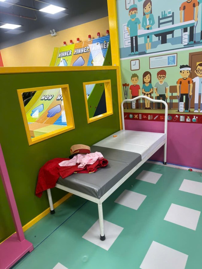 Nhà sách Tân Việt Bạch Mai