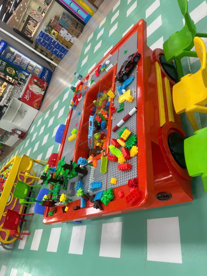 Nhà sách Tân Việt Bạch Mai