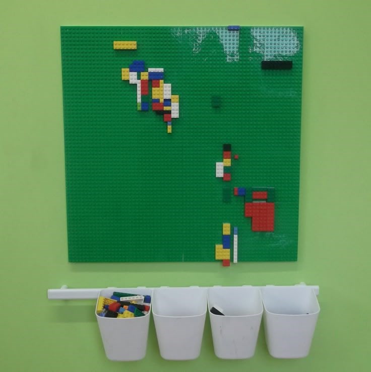 Mẫu Lego dán tường