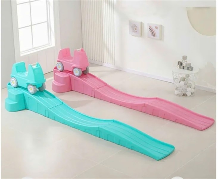 Trượt dốc màu hồng - xanh ngọc