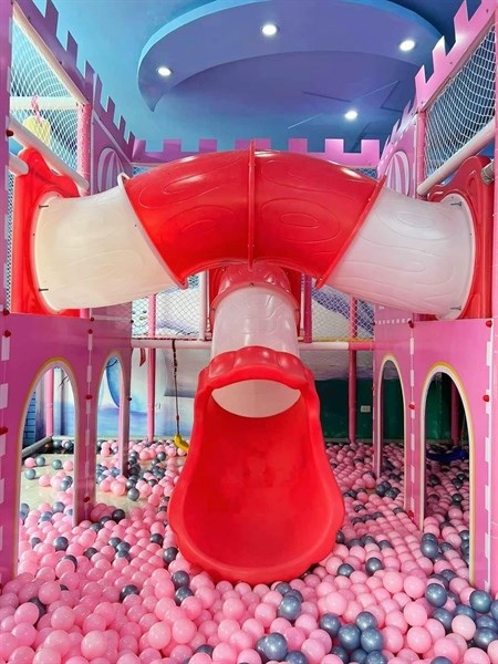 Ống chui nhựa chữ C