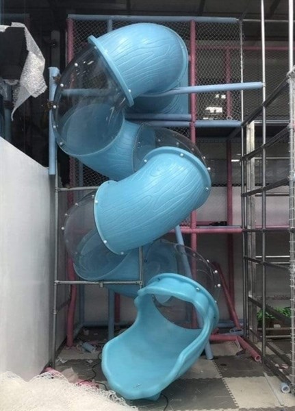 Ống trượt xoắn nhập khẩu 12 món